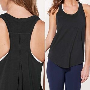 LULULEMON Love Tank *Pleated in Black Size 6 ??